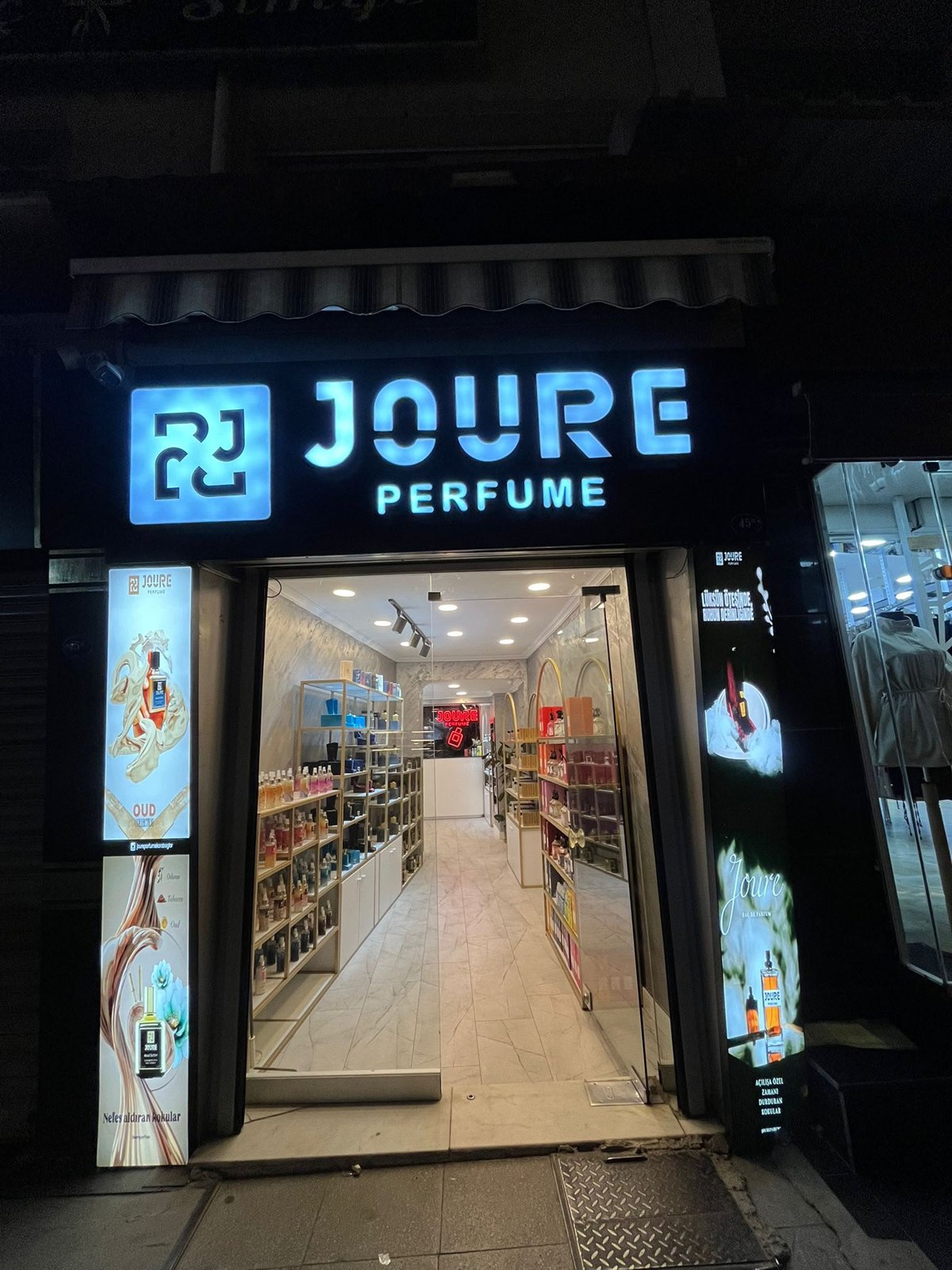 Joure Perfume storefront